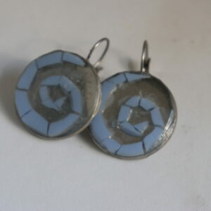 Boucles d'oreilles avec spirale bleu clair (BO 44)